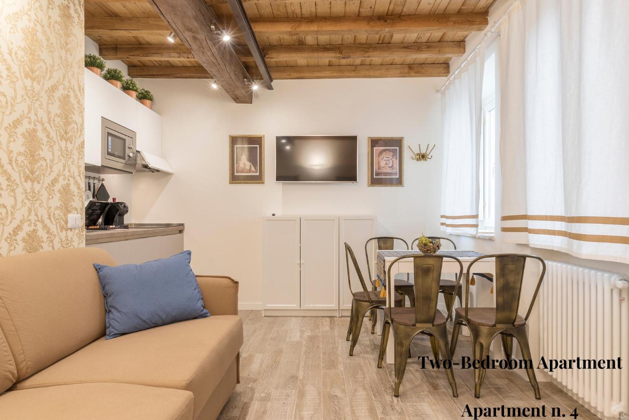Cs Exclusive Campo De Fiori Palace Рим Экстерьер фото