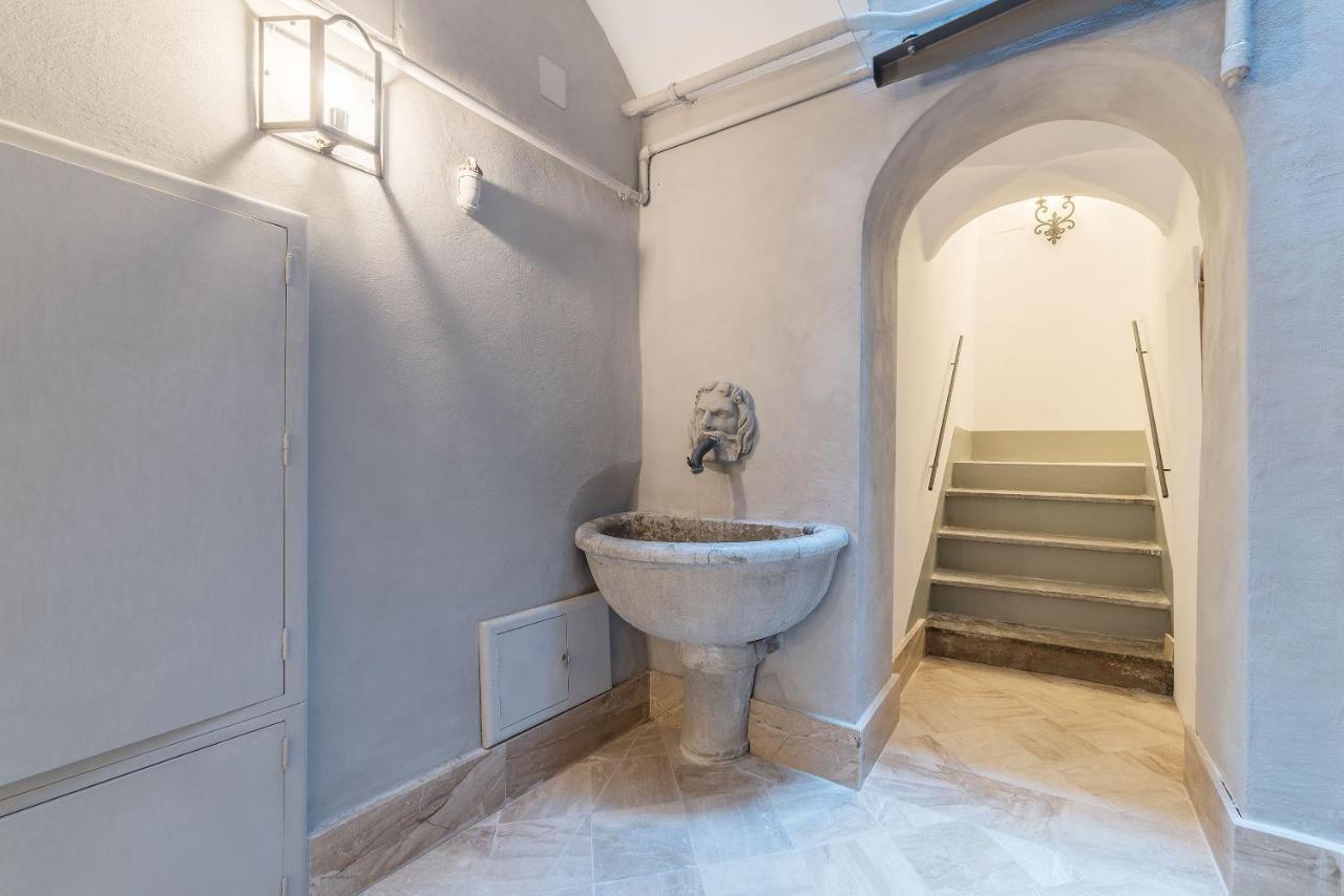 Cs Exclusive Campo De Fiori Palace Рим Экстерьер фото